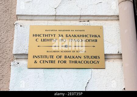 Zeichen für das Institut für Balkanforschung und Zentrum für Thrakologie oder IBSCT von der Bulgarischen Akademie der Wissenschaften in Sofia Bulgarien Osteuropa EU Stockfoto