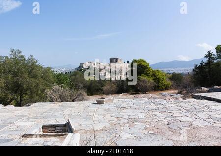 Panoramablick auf die Akropolis vom Philopappou-Hügel, Athen, Griechenland. Stockfoto