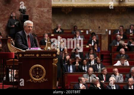 Der Präsident der Nationalversammlung, Claude Bartolone, nimmt an der wöchentlichen Fragestunde der Regierung in der Nationalversammlung am 2. Oktober 2012 in Paris Teil. Foto von Stephane Lemouton/ABACAPRESS.COM Stockfoto