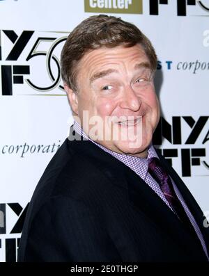 John Goodman nimmt am 14. Oktober 2012 am 50. Jährlichen New York Film Festival Teil und präsentiert in der Alice Tully Hall in New York City, NY, USA, die Abschlussabend-Galavorstellung und Weltpremiere von Paramount Pictures' 'Flight'. Der Film mit den Stars Denzel Washington, Don Cheadle und John Goodman wird von Robert Zemeckis inszeniert. Foto von Donna ward/ABACAPRESS.COM Stockfoto