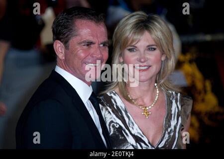 Grant Bovey und Anthea Turner bei der Premiere von "Crossfire Hurricane" im Rahmen des 56. BFI London Film Festival am Odeon Leicester Square in London, Großbritannien am 18. Oktober 2012. Foto von Aurore Marechal/ABACAPRESS.COM Stockfoto