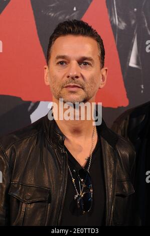 Die britische Band Depeche Mode (Dave Gahan, Martin Gore und Andy Fletcher) gibt eine Pressekonferenz, um ihre 2013 World Tour am 23. Oktober 2012 in Paris, Frankreich, anzukündigen. Foto von Christophe Guibbaud/ABACAPRESS.COM Stockfoto