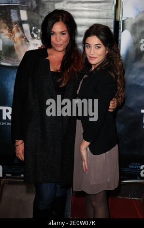 Lola Dewaere und Fanny Valette bei der Premiere von "La Traversee" am 30. Oktober 2012 im UGC Les Halles Theater in Paris, Frankreich. Foto von Jerome Domine/ABACAPRESS.COM Stockfoto