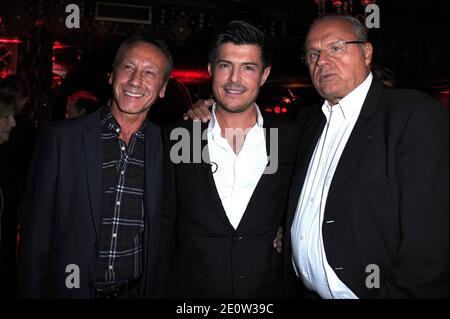 Vincent Niclo und Gerard Louvin nahmen an der Party Teil, um Vincent Niclos Platin-Album am 05. November 2012 in Raspuutine in Paris zu feiern. Foto von Aurore Marechal/ABACAPRESS.COM Stockfoto