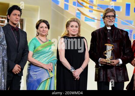 Shahrukh Khan, Sharmila Tagore, Catherine Deneuve, Amitabh Bachchan Teilnahme an der Hommage an das Hindi-Kino im Rahmen des 12. Marrakech Film Festival, Marokko am 1. Dezember 2012. Foto von Nicolas Briquet/ABACAPRESS.COM Stockfoto