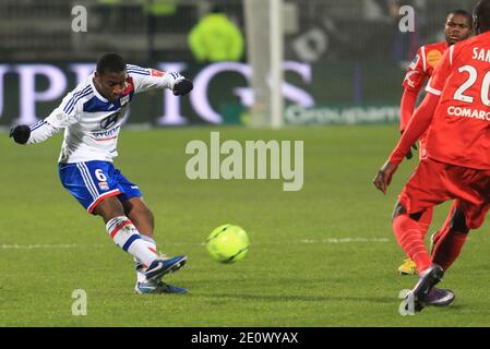 OL's Gueida Fofana während des Fußballspieles der Ersten Liga, Olympique Lyonnais gegen Nancy ASNL im Gerland Stadion in Lyon, Frankreich, am 12. Dezember 2012. Das Ergebnis endete in einem Unentschieden von 1-1. Foto von Vincent Dargent/ABACAPRESS.COM Stockfoto