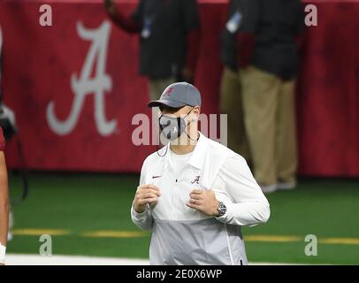 Glendale, AZ, USA. Januar 2021. (DATEI) der Offensivkoordinator der Alabama Crimson Tide Steve Sarkisian wurde heute, wie die Universität berichtet, von der University of Texas Longhorns eingestellt. Hier ein Tag zuvor beim Rose Bowl Spiel in Arlington, Texas. (Absoluter vollständiger Fotograf und Firmenkredit: Jose/MarinMedia.org/Cal Sport Media) (HOLLYWOOD LEBEN HERAUS, SHUTTERSTOCK HERAUS, LAS VEGAS RAIDERS HERAUS). Kredit: csm/Alamy Live Nachrichten Stockfoto