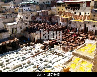 Die Lederfärber in Fez, Marokko Stockfoto