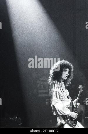 Brian May von Queen. Live at Cardiff Castle Festival 10/09/1976 Stockfoto