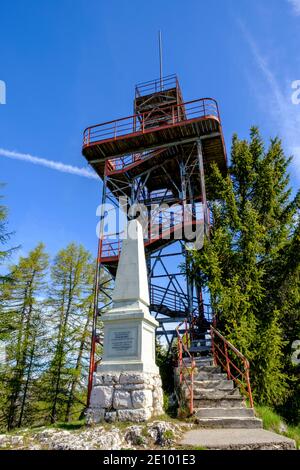 Aussichtsturm bei Penegal, bei Mendel am Mendelpass, Südtirol, Italien, Europa Stockfoto