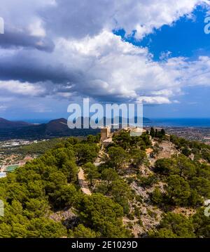 Luftaufnahme, Santuari de la Mare de Déu del Puig, Pollença, Tramuntana-Gebirge, Mallorca, Balearen, Spanien, Europa Stockfoto