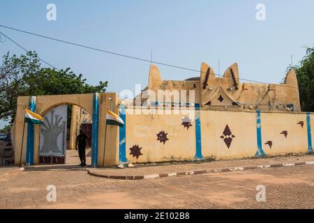 Farbenfroher Sultanspalast von Koure, Niger, Afrika Stockfoto