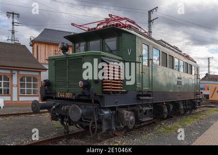 Elektrische Lokomotive der Baureihe E 44 der Deutschen Reichsbahn, Baujahr 1932, auf dem Gelände des DB Museums, Nürnberg, Mittelfranken, Bayern Stockfoto