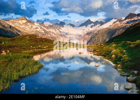 Schweizer Alpen (m) Sommer, Oberaar Gletscher, Oberaarhorn, 3638 m, Finsteraarhorn, 4274m, Berner Oberland, Bern, Schweiz, Europa Stockfoto