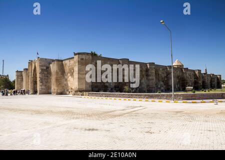 Karawanserei Sultanhani, erbaut 1229 von Sultan Alaaddin Keykubat. Es war ein wichtiger Punkt der Seidenstraße in der Seldschuken-Ära auf dem Weg nach Konya Stockfoto