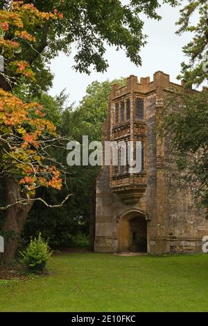 Die Äbte-Veranda im Benediktinerkloster in Cerne Abbas, Dorset, England, Großbritannien Stockfoto