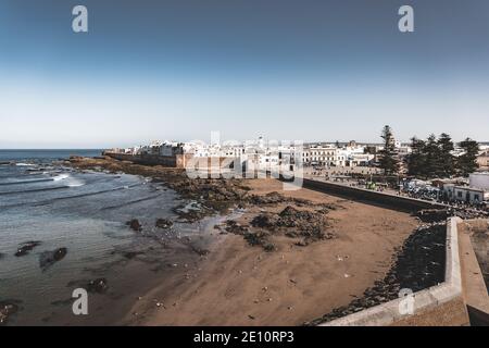 Essaouira Wälle Antenne Panoramablick in Essaouira, Marokko. Essaouira ist eine Stadt in der westlichen Marokkanischen Region an der Atlantikküste. Stockfoto