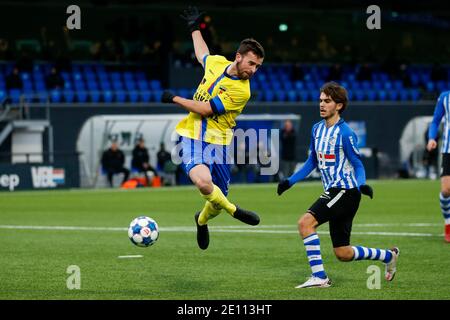 EINDHOVEN, NIEDERLANDE - 3. JANUAR: Michael Breij vom SC Cambuur, Iker Pozo vom FC Eindhoven während des niederländischen Keukenkampioendivisie-Spiels zwischen FC ein Stockfoto