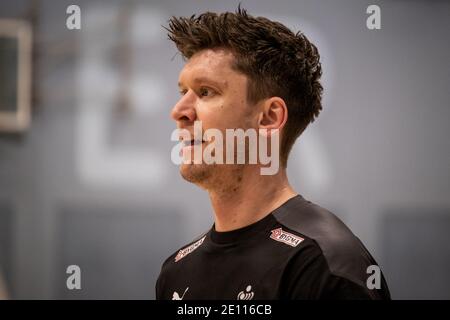 Broendby, Dänemark. Januar 2021. Die Spieler der dänischen Männer-Handballnationalmannschaft treffen sich vor der Weltmeisterschaft 2021 in Ägypten zum Training in Idreattens Hus. Hier ist Torhüter Niklas Landin während des Trainings zu sehen. Kredit: Gonzales Foto/Alamy Live Nachrichten Stockfoto
