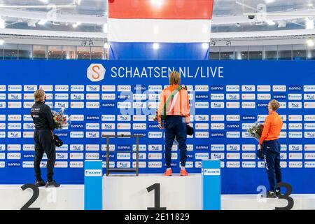 HEERENVEEN, NIEDERLANDE - 3. JANUAR: Jens van t Wout, Dylan Hoogerwerf, Friso Emons während der niederländischen National Championships Allround Shorttrack at Stockfoto