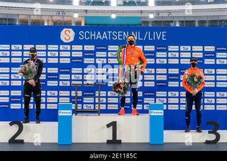 HEERENVEEN, NIEDERLANDE - 3. JANUAR: Jens van t Wout, Dylan Hoogerwerf, Friso Emons während der niederländischen National Championships Allround Shorttrack at Stockfoto