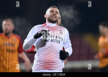 Benevento, Italien. Januar 2021. Ante Rebic des AC Mailand während der Serie EIN Spiel zwischen Benevento und AC Mailand im Stadio Ciro Vigorito, Benevento, Italien am 3. Januar 2021. Kredit: Giuseppe Maffia/Alamy Live Nachrichten Stockfoto