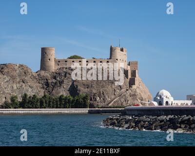 Al Alam Palace (eine Residenz des Sultans) in Old Muscat, Teil der Hauptstadt des Sultanats von Oman Stockfoto