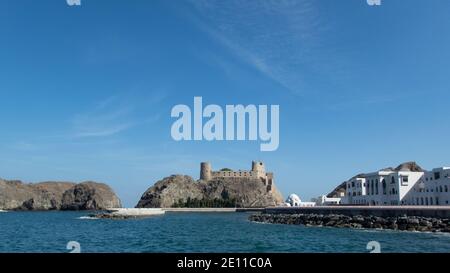 Al Alam Palace (eine Residenz des Sultans) in Old Muscat, Teil der Hauptstadt des Sultanats von Oman Stockfoto