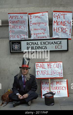 GROSSBRITANNIEN / England / London /Protestler vor der Bank of England bei Anti-Kapitalismus- und Klimawandel-Protest in der Stadt London . Stockfoto