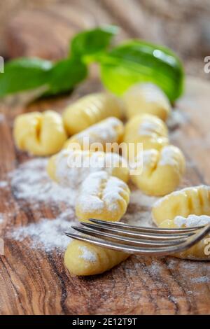 Rohe Gnocchi Stockfoto
