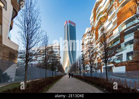 Wohnanlage im City Life Viertel, Mailand, Italien. Luxus-Apartments von berühmten Architekten Hadid und Libeskind entworfen Stockfoto