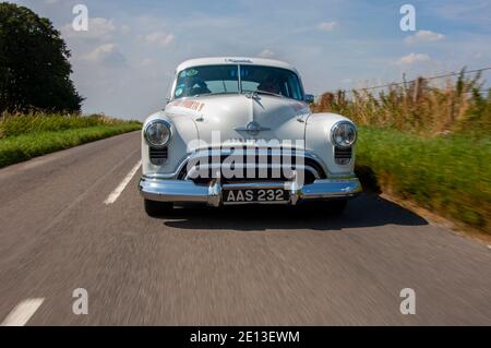 1950 Oldsmobile Rocket 88 für die panamerikanische Rallye vorbereitet Stockfoto