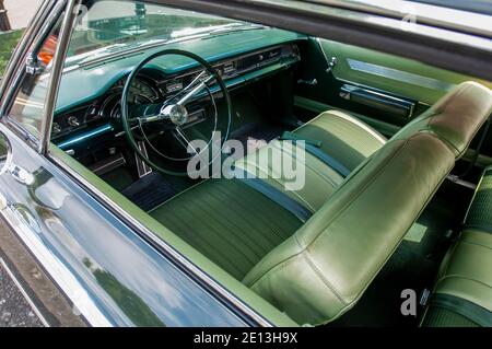 1960s Chrysler Newport, amerikanische 2-türige Limousine/Coupé in voller Größe Stockfoto