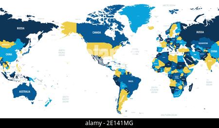 Weltkarte - Amerika im Zentrum. Braun orange Farbton auf dunklem Hintergrund gefärbt. Hoch detaillierte politische Karte der Welt mit Land-, Meer- und Meeresnamen Kennzeichnung. Stock Vektor