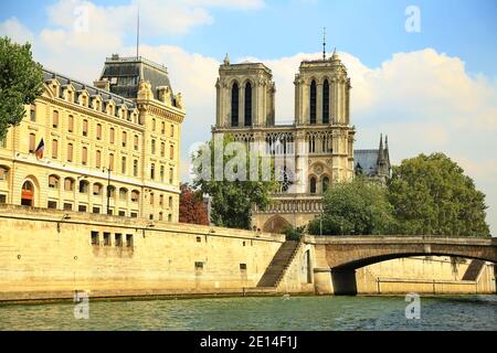 Kathedrale Notre-Dame De Paris Stockfoto