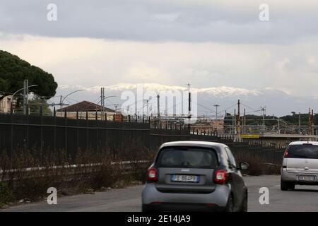 Roma circondata dalla neve, continua il mal Tempo nel Lazio Stockfoto