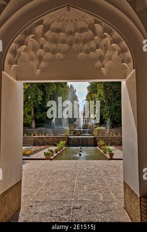 Eingang Pavillon auf dem Gartengelände, Shazdeh Garten, Mahan, Kerman Provinz, Iran. UNESCO-Weltkulturerbe. Stockfoto