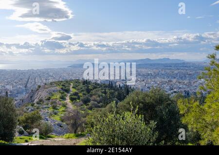 Athen - Dezember 2019: Blick auf die Stadt Stockfoto