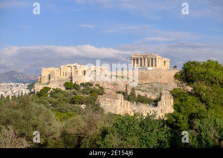 Athen - Dezember 2019: Blick auf die Akropolis Stockfoto