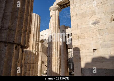 Athen - Dezember 2019: Ansicht von Propilei Stockfoto