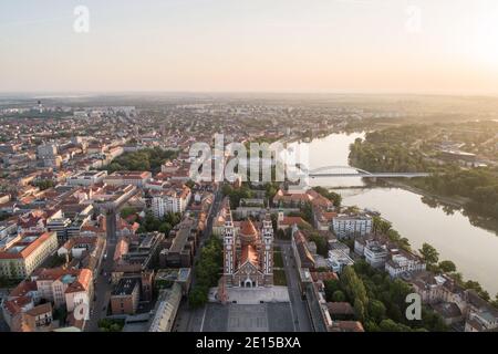 Die Votivkirche und Kathedrale der Katholischen Kathedrale unserer Lieben Frau In Szeged Stockfoto