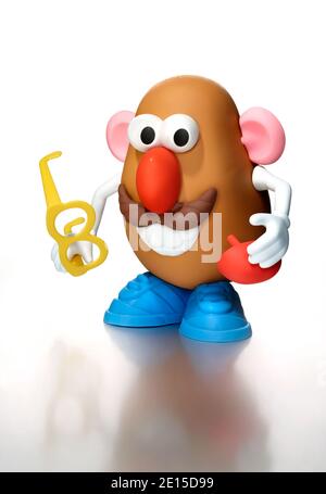 Mr. Potato Head fotografiert auf weißem Hintergrund Stockfoto