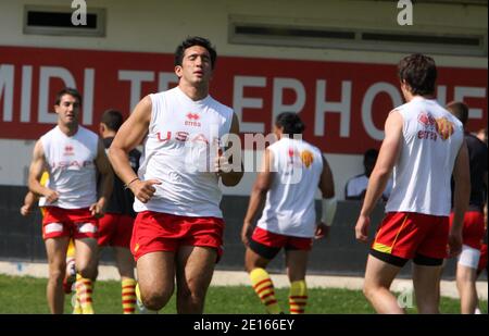 USA Perpignans Maxime Mermoz während eines Rugby-Trainings im Aime Giral Stadion in Perpignan, Südfrankreich am 27. April 2011. USAP spielt das Halbfinale des Heineken Cups gegen Northampton Saints. Foto von Michel Clementz/ABACAPRESS.COM Stockfoto