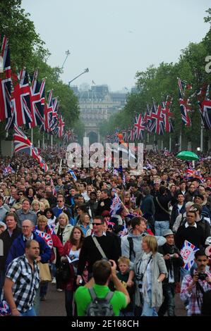 Atmosphäre in der Mall nach der Hochzeit von Prinz William mit Kate Middleton, in London, Großbritannien, am 29. April 2011. Foto von Mousse/ABACAPRESS.COM Stockfoto