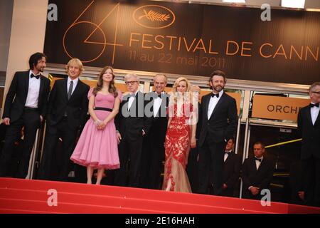 Woody Allen und die Besetzung kommen zur Eröffnungsfeier der 64. Internationalen Filmfestspiele von Cannes und zur Vorführung von Woody Allens neuestem Film "Midnight in Paris", der am 11. Mai 2011 außer Konkurrenz in Cannes, Frankreich, gezeigt wurde. Foto von Hahn-Nebinger/ABACAPRESS.COM Stockfoto