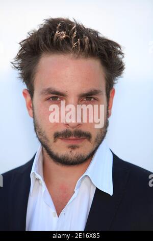 Marc Arnaud posiert während der 18. ADAMI Talents Edition, die während der 64. Filmfestspiele von Cannes am 17. Mai 2011 in Cannes, Frankreich, stattfand. Foto von Jerome Domine/ABACAPRESS.COM Stockfoto