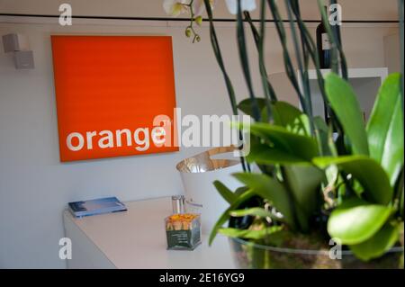 Atmosphäre rund um Orange Thema während der 64. Cannes Festival, Frankreich am 19. Mai 2011. Foto von Nicolas Genin/ABACAPRESS.COM Stockfoto