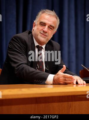 Luis Moreno-Ocampo, Ankläger des Internationalen Strafgerichtshofs (ICC), spricht heute auf einer Pressekonferenz im UN-Hauptquartier in New York City, NY, USA, am 8. Juni 2011. Foto von Luiz Rampelotto/ Europa Newswire/ABACAPRESS.COM Stockfoto