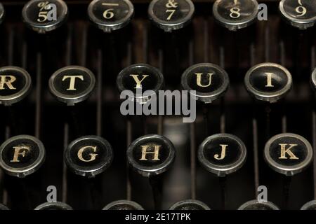 Die Schlüssel einer Vintage-Handschreibmaschine, die im Jahr 1923 hergestellt wurde. Stockfoto