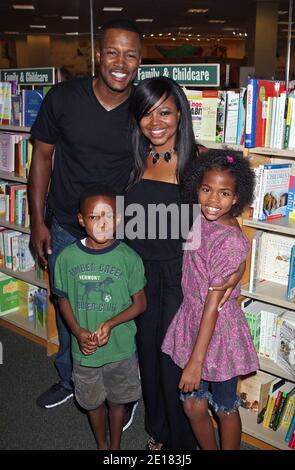 Flex Alexander, Shanice Wilson, LaToya Jackson Buch Signing for Starting Over bei Barnes & Noble Booksellers in The Grove, Los Angeles, CA, USA am 28. Juni 2011. (Im Bild: Flex Alexander, Shanice Wilson). Foto von Baxter/ABACAPRESS.COM Stockfoto